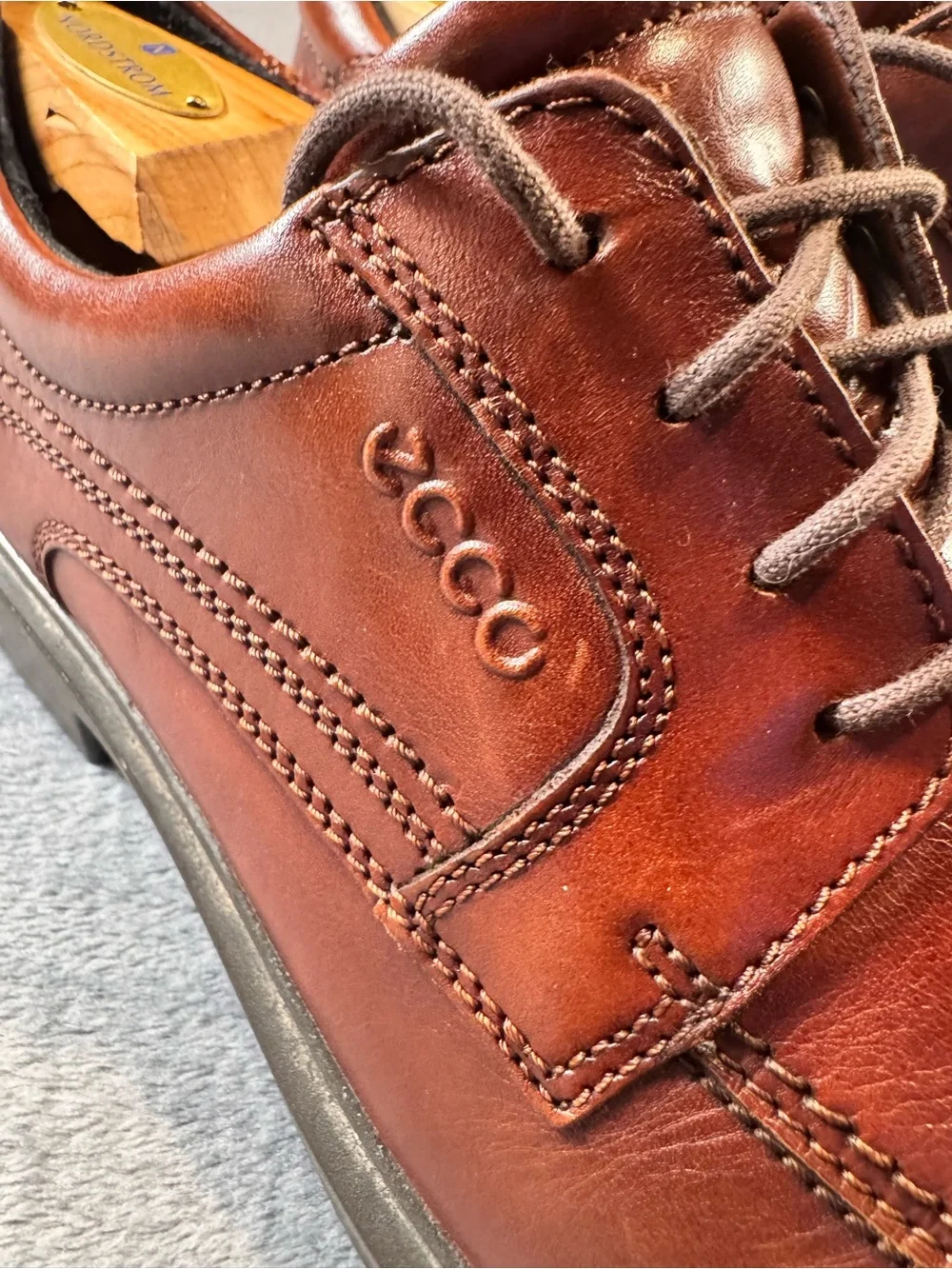 ECCO Helsinki Men's Brown Leather Bike Toe Derby Shoe